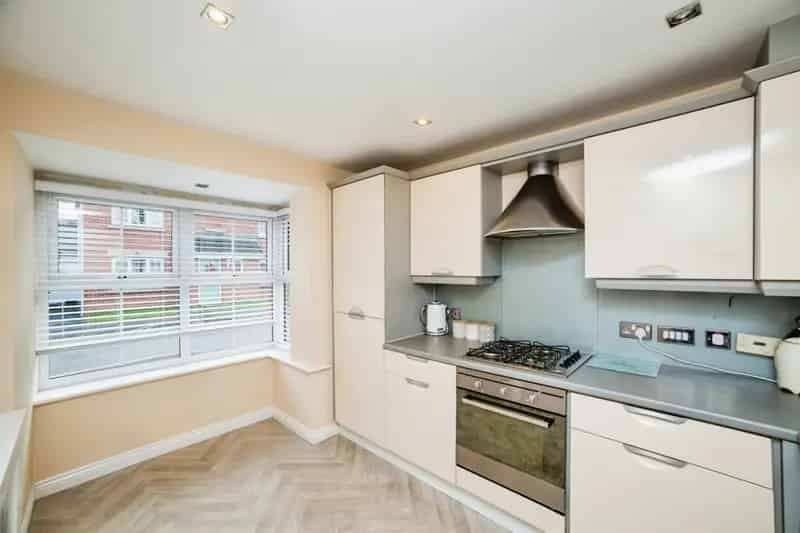 4 Bedroom Semi Detached House in Brierley