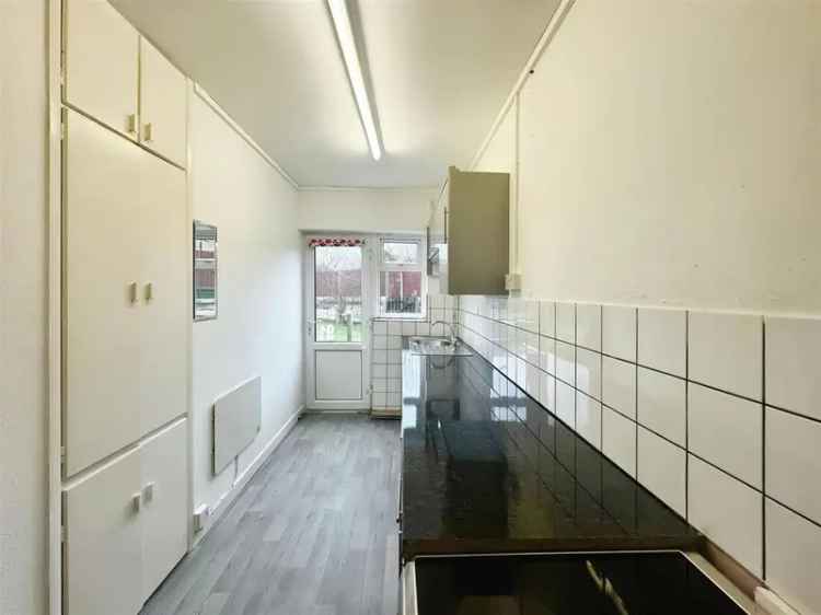 2 bedroom maisonette to rent