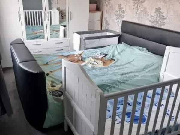 2 Bed House Near Park Shops Schools