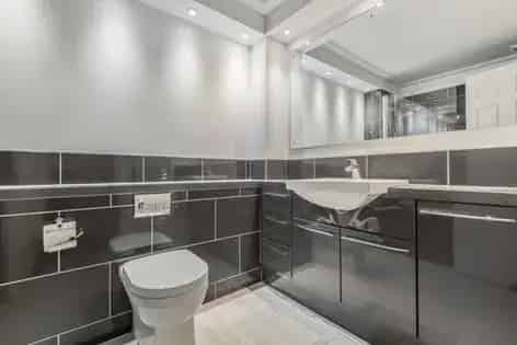 3 rooms flat of 212 m² in London