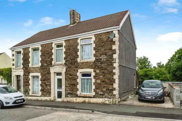 3 Bedroom Semi-Detached House Fforestfach Swansea