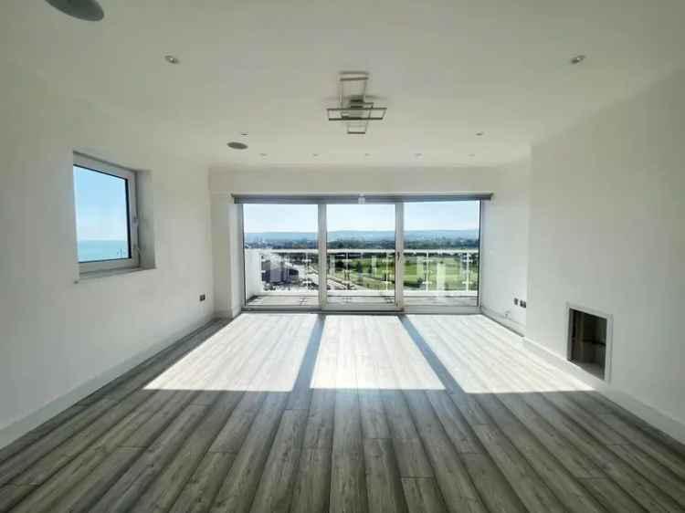Seafront Apartment Eastbourne Breathtaking Views Modernized
