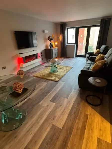 Modern One Bedroom Apartment for Rent Watermarque B16 8GY