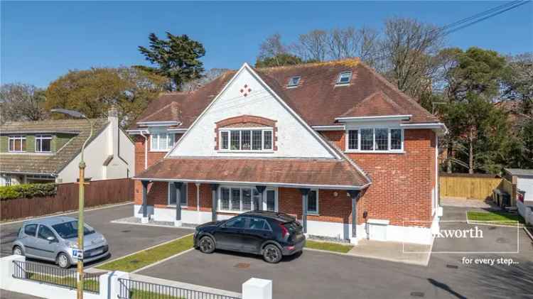 2 Bedroom Flat Bournemouth Boscombe First Time Buyer AirBnB Investment
