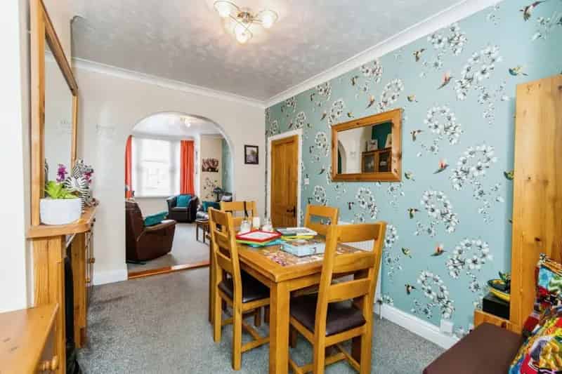 Victorian Two Bedroom Home Eastleigh Spacious Garden