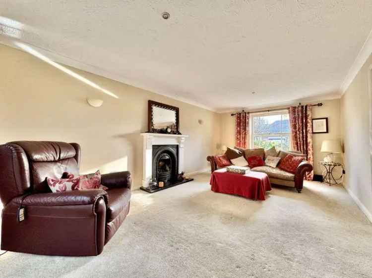 4 Bedroom Detached House for Sale in Walmley