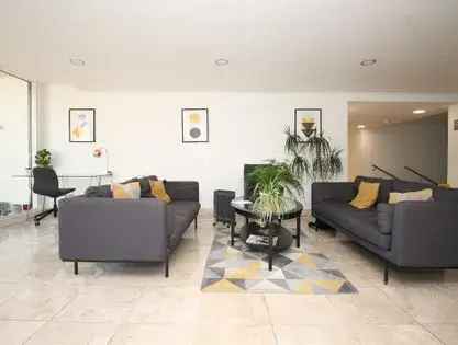 2 Bedroom Apartment City Tower London
