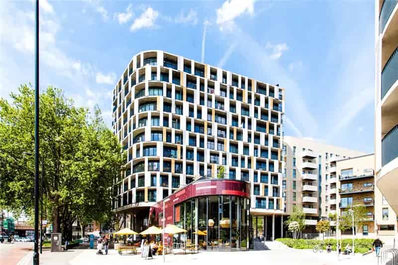 2 Bedroom Penthouse Apartment Dalston Lane