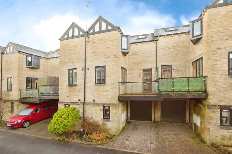 3 Bedroom Mid Terrace House for Sale Hebden Bridge