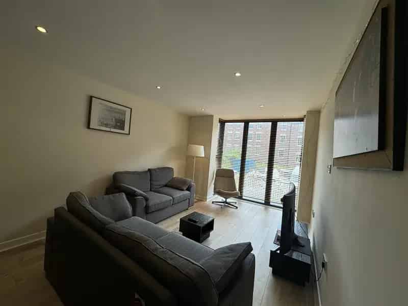 2 Bedroom Apartment House to Rent