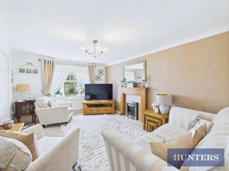 4 Bedroom Detached House For Sale 1332 SQ FT