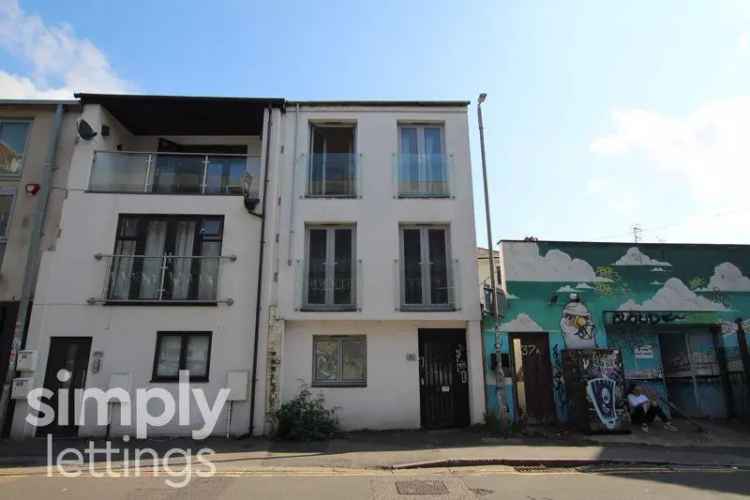 Studio Flat to Rent off London Road Brighton