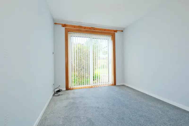 Family Home in Inverurie - 3 Bedrooms, Garden, Garage