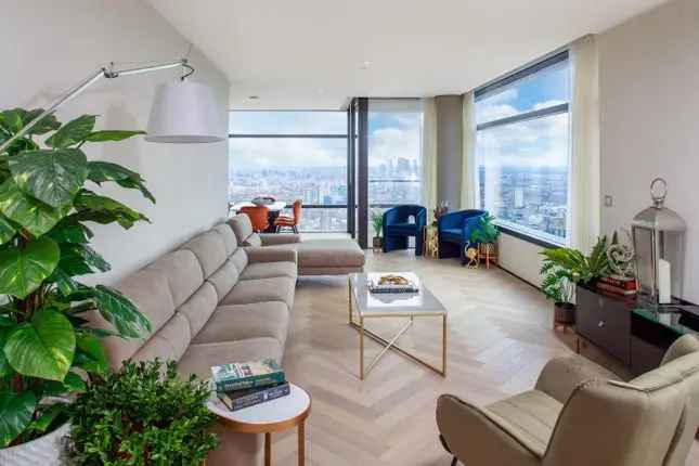 Luxury 2-Bedroom Apartment in Principal Tower London EC2A