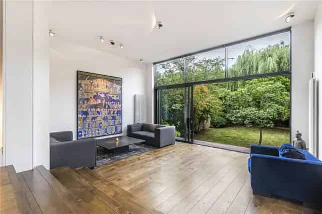 3 Bed Flat for Sale in Canfield Gardens NW6
