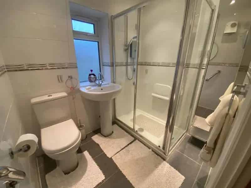 1 bedroom Flat For Sale Retirement Property