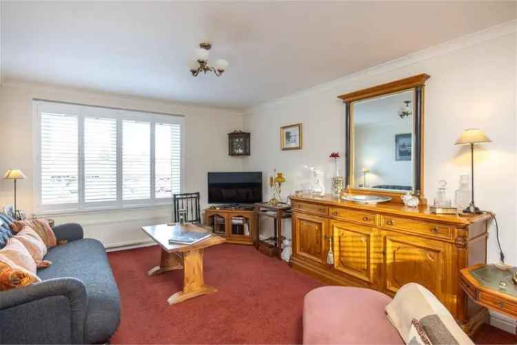 1 Bed Flat - First Floor with 1 Reception Room