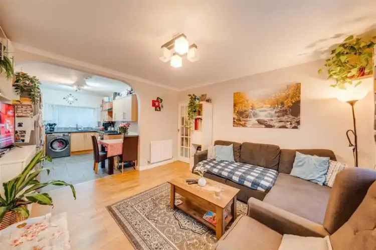 2 Bedroom Maisonette for Sale Near Dartford Grammar School