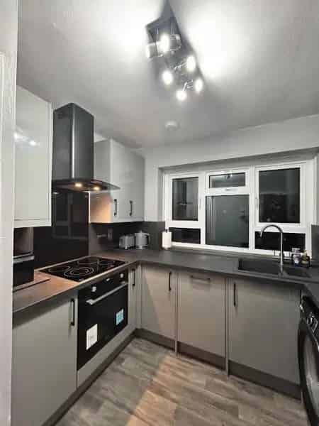 Flat For Rent , Shotts, Scotland