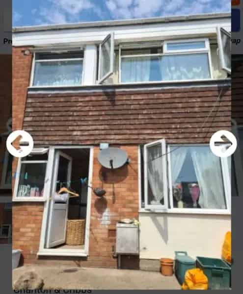 3 Bedroom House with Dining Area and 2 Toilets
