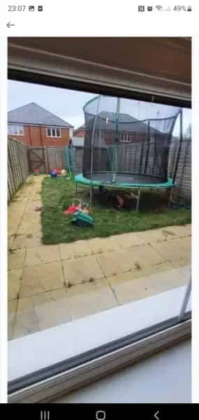 Large 3 Bed House 2 Parking Spaces