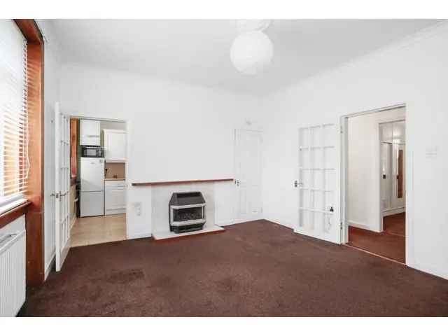 2 bedroom flat  for sale