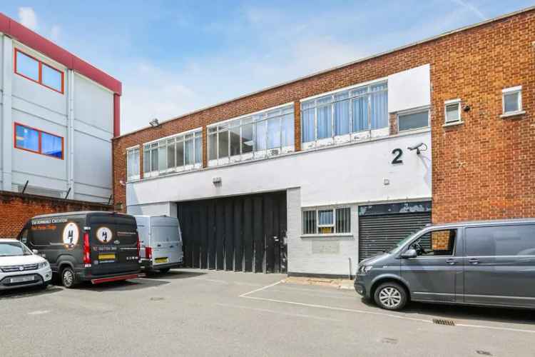 Industrial For Rent in London, England