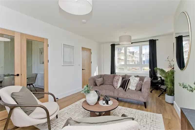 4 Bed Detached House Craigiehall Meadows Edinburgh