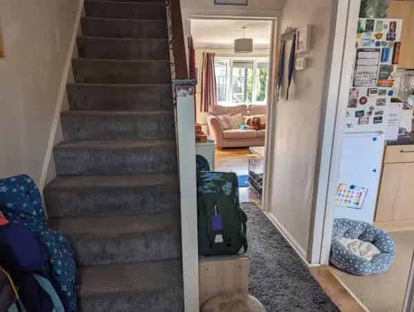 2 Bed End Terrace House with Large Garden and Cabin