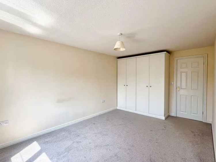 4 Bed Detached House for Sale