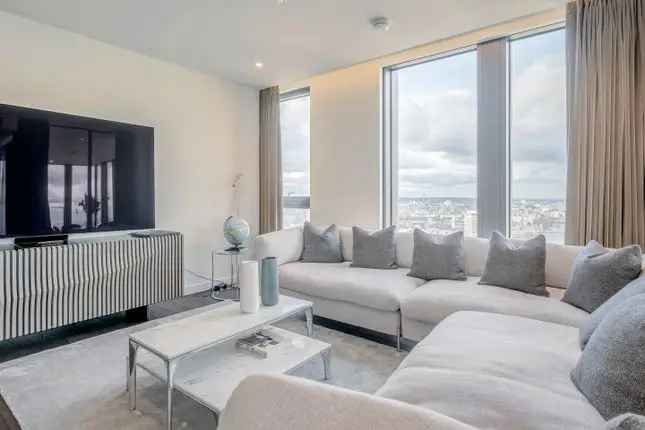 Flat for Sale in Bondway London SW8