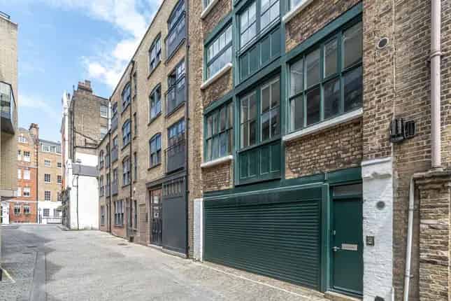 Fitzrovia Townhouse Two Apartments Double Garage Roof Terrace