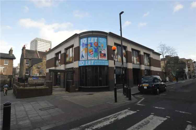 Croydon Centre Bar with Flat Investment Opportunity