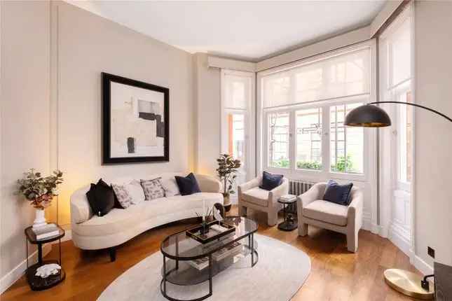 Flat for sale in Hans Road, London SW3