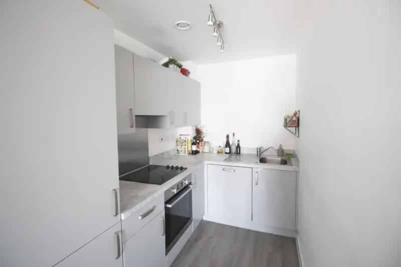 2 Bedroom Flat for Sale - Modern Apartment with Balcony and Parking