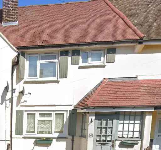 2 Bed Terraced House Near Harlow