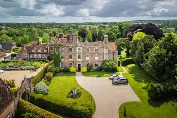 Landford Manor: Luxurious Restored Country House
