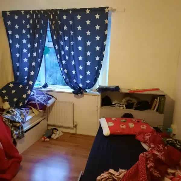 3 Bedroom House with Large Garden and Driveway