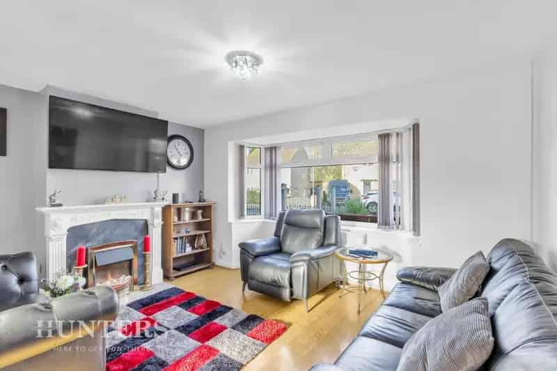 3 Bedroom House For Sale Oldham