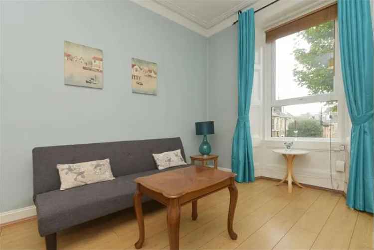 2 Bed Flat - Ground Floor with 1 Reception Room