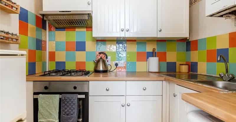 1 Bedroom Flat for Sale - Period Conversion