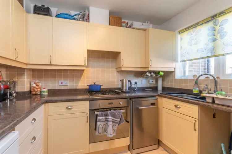 3 Bed Semi-Detached House with Garden Room