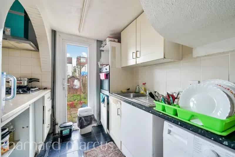 Family Home near Croydon University Hospital