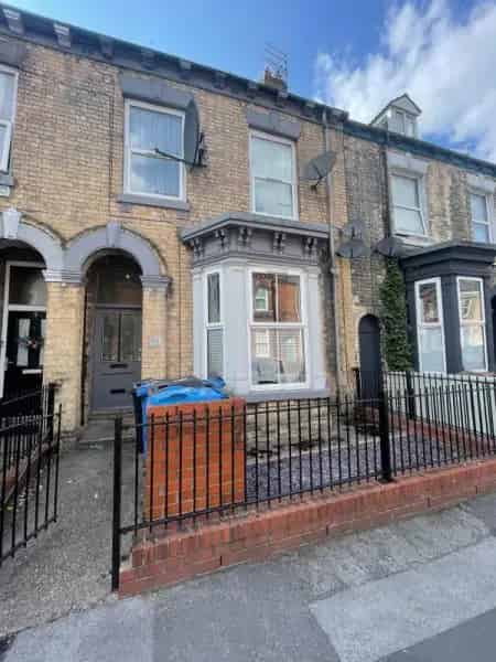 Family Home Near Transport and Amenities