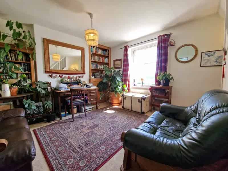 4 Bedroom House For Sale in Stroud