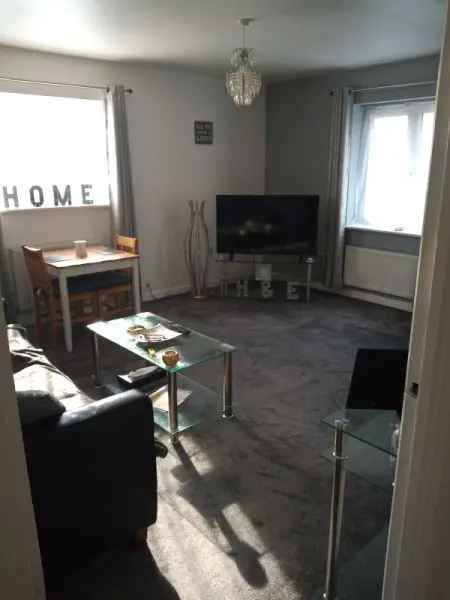 Flat For Rent in West Suffolk, England