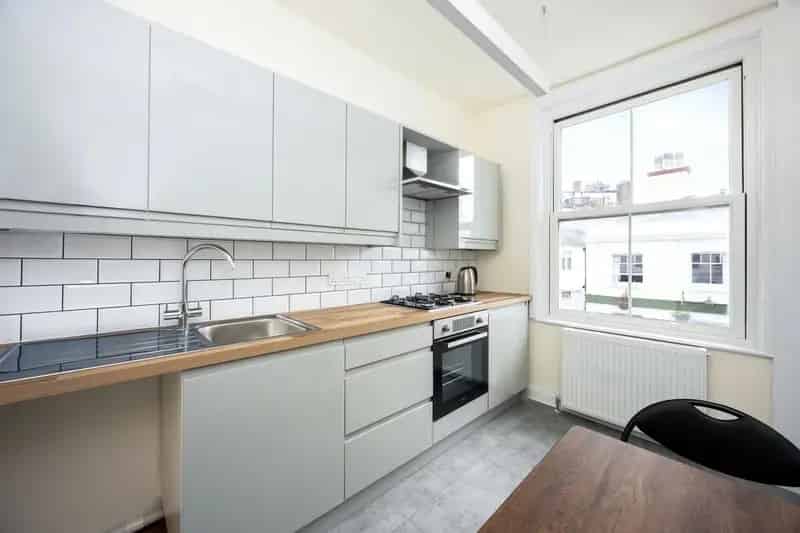 1 Bedroom Apartment Kemptown - Turnkey Flat For Sale