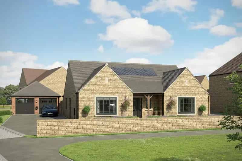 2 Bedroom Detached House for Sale in Cheltenham