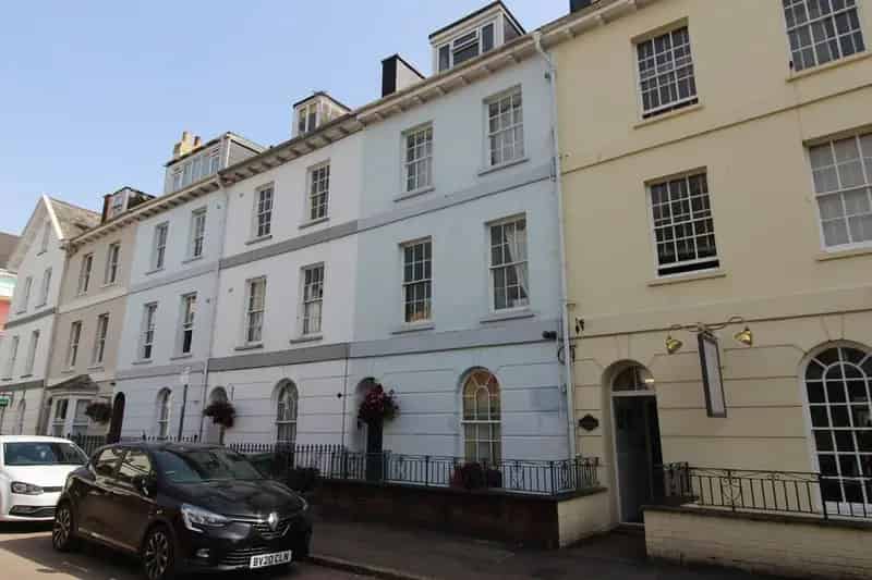 1 Bedroom Flat to Rent