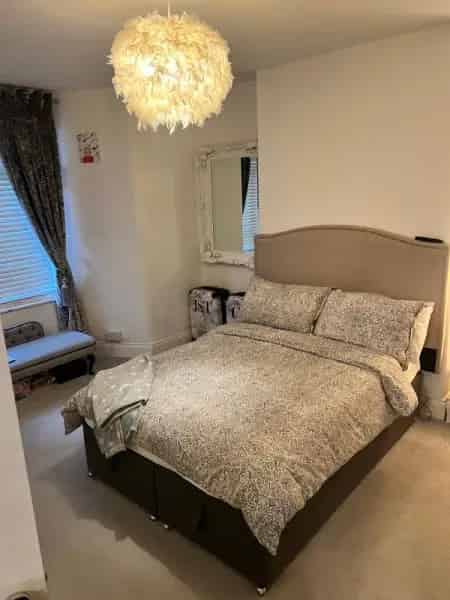 Flat For Rent , Slough, England